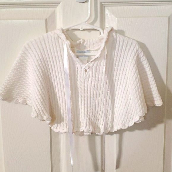 Baby Dove Other - Baby Dove 3-6 Month White Sweater Hood Poncho